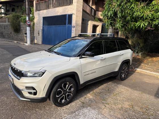 JEEP COMMANDER 1.3 T270 TURBO FLEX LIMITED AT6 JEEP COMMANDER 1.3 T270 TURBO FLEX LIMITED AT6